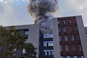 南航大爆燃事故教学楼去年刚使用，知情者称爆燃原因或与镁铝粉爆燃有关