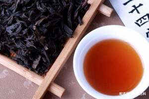 大红袍茶叶是红茶吗，大红袍茶叶是属于红茶类还是属于绿茶类？