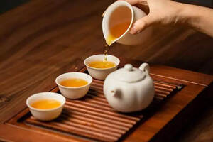 100块钱的红茶，算是好红茶吗？你平时都喝多少钱一斤的茶？