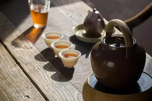 茶语丨于忙碌中，用一杯茶感受生活