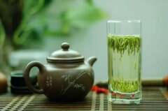 紫砂壶如何冲泡绿茶比较好（紫砂壶适宜冲泡龙井等绿茶吗）
