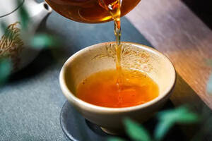 存了多年的古树茶和台地茶有什么区别？