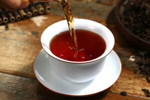 熟茶为什么在普洱茶的世界里并不是很受待见，甚至遭人诟病？