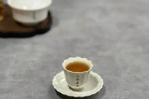 为什么有些红茶烟味很重，而有的完全闻不到？哪种红茶品质才好？
