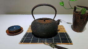 铁壶适合煮什么茶（铁壶煮什么茶）