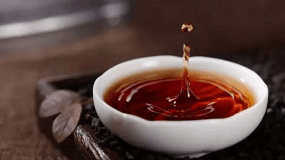 山楂茶多酚泡腾颗粒的制备及其质量控制