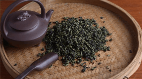 茶叶的嫩度与氨基酸的含量成正比