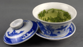 冲泡绿茶