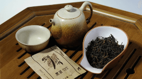 晒青毛茶的制作工艺流程