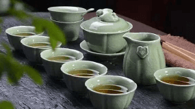 茶是有记忆的，在紧结的条索间记录了光阴的故事