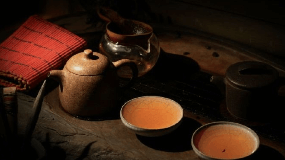 白茶的正宗泡法茶艺师