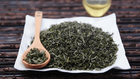 素年锦时茶叶多少钱一斤