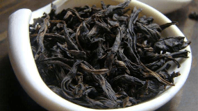 武夷山大红袍茶叶多少钱一斤