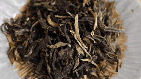 红茶金骏眉和正山小种
