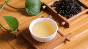 白茶的黄酮物质是怎么转化的