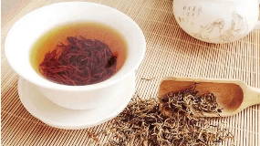 紫罗兰茶壶