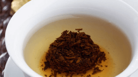 普洱茶的功效和普洱茶的喝法（普洱茶的功效与作用:女性喝普洱茶的好处）