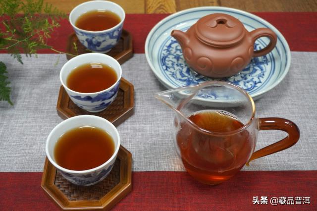 2004年大益甲级沱茶：国营老勐海茶厂出品，珍贵出厂原装实拍图