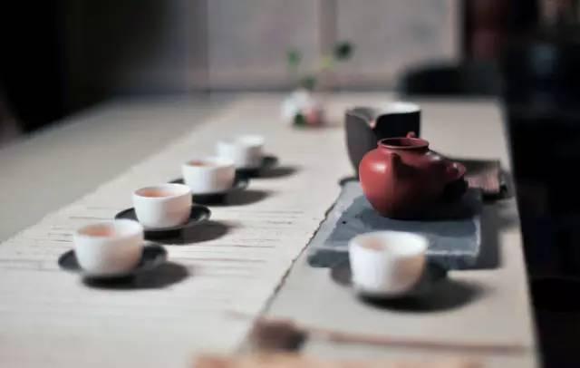 读懂这16个关于中国茶礼仪的细节，让你在茶席上不再失礼！