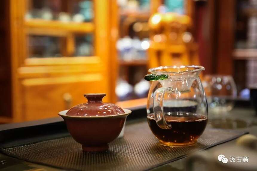 瓷器与陶器，哪个更适合用来喝茶
