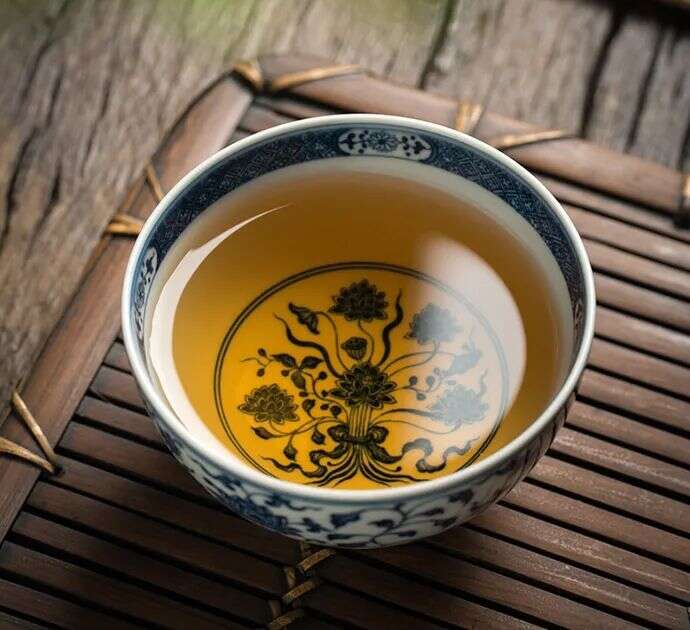 佳逸茶具 | 中国传统瓷纹饰——缠枝莲