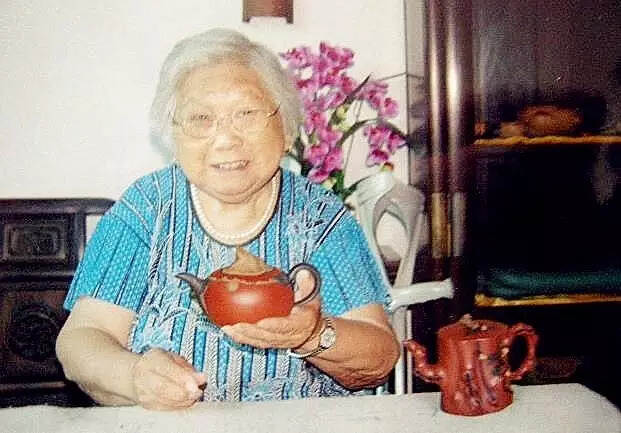紫砂界“巾帼英雄”，一代花货女匠——蒋蓉的传奇人生