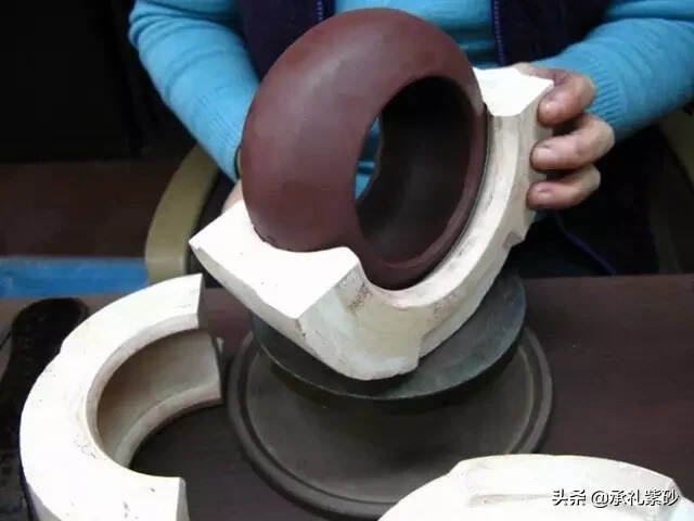 化工紫砂壶成型的方法