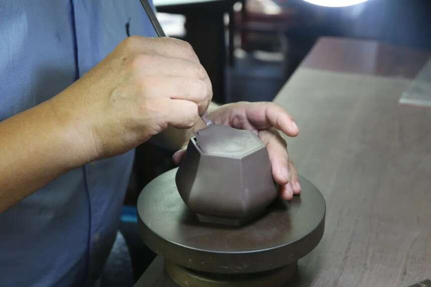 手工紫砂壶的三种成型方法，非常详细