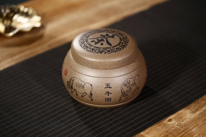 五牛图——珍藏青灰泥手工制紫砂茶叶罐