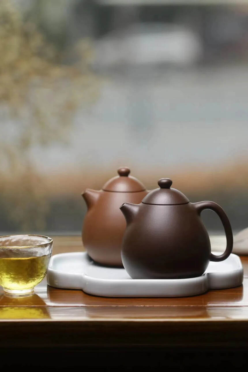 老茶人为什么都喜欢用紫砂壶泡茶