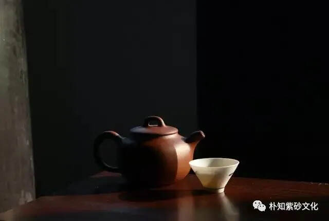 世间茶具称为首，紫砂当如此