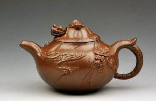 喝茶也能“鱼跃龙门”，细说你所不知道的紫砂鱼化龙壶