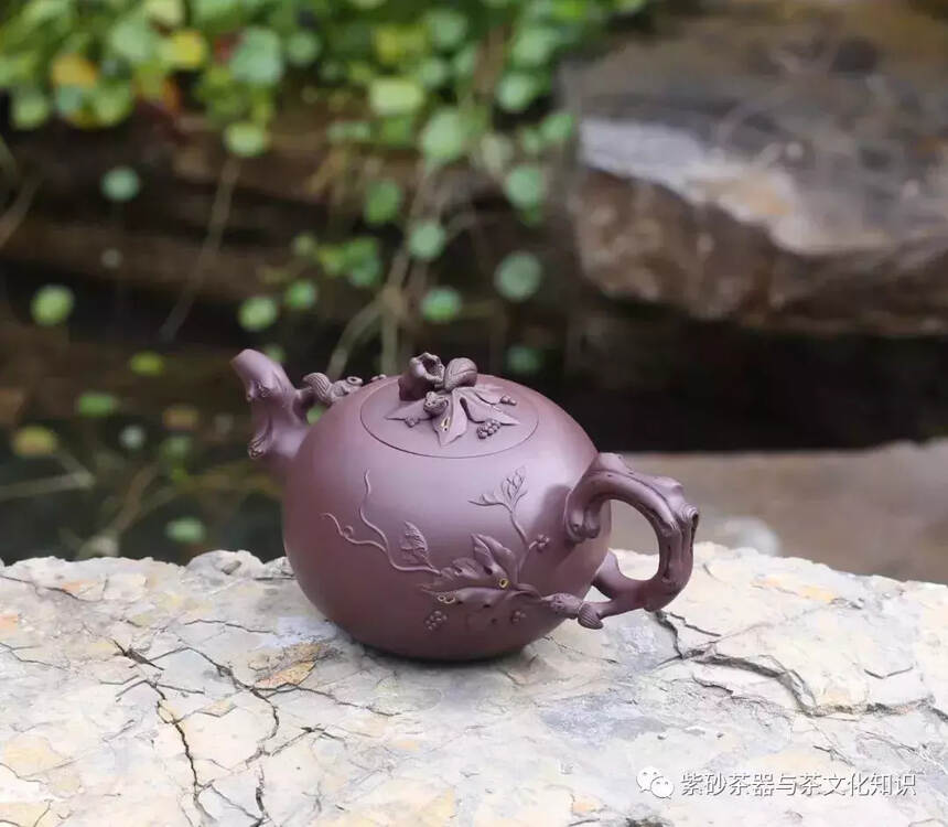 从哪几个方面可以看出一把紫砂壶的好坏？