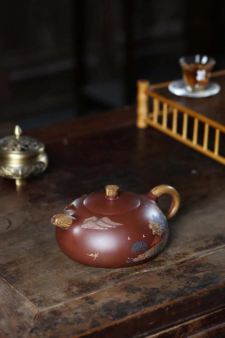 「潘国新」半月 宜兴原矿紫砂茶壶
