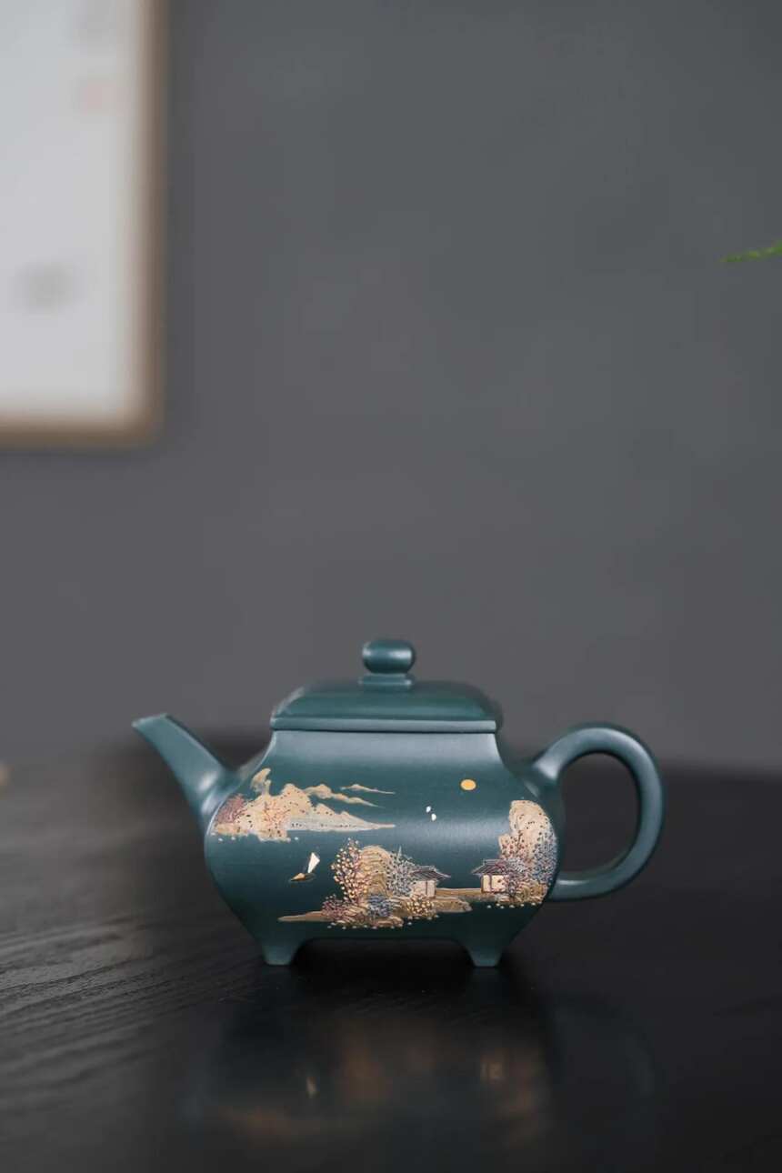 「四方鸿炉」蒋爱英（国高工艺美术师）宜兴原矿紫砂茶壶