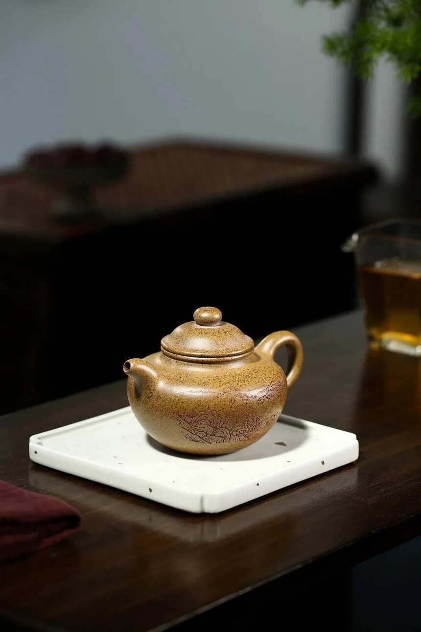 「掇只」范磊（国助理工艺美术师）宜兴原矿紫砂茶壶