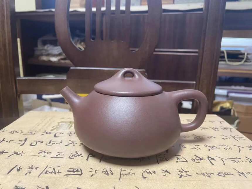中国陶瓷艺术大师 张红华大师 传统器经典石瓢壶