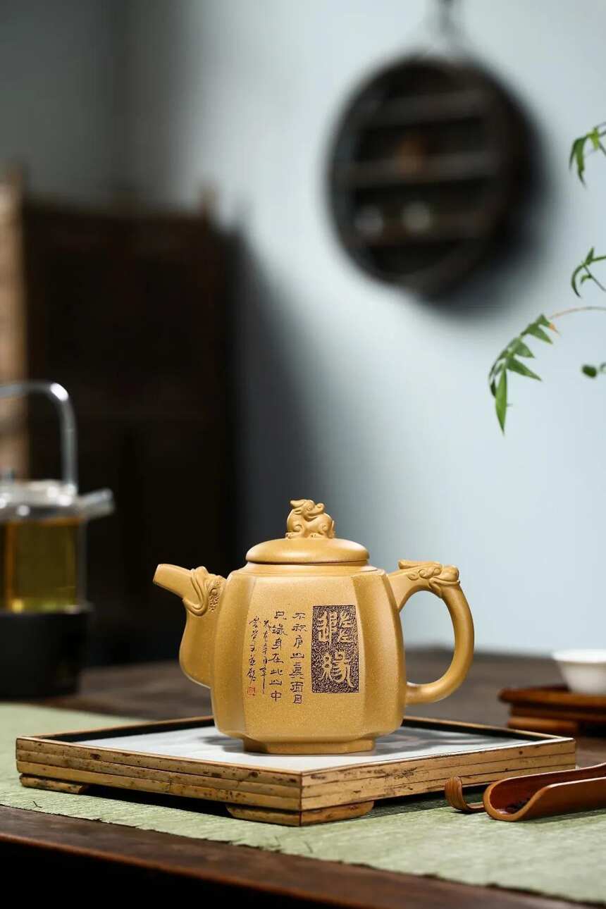 「高瞻远瞩」范俊华（国助理工艺美术师）宜兴原矿紫砂茶壶