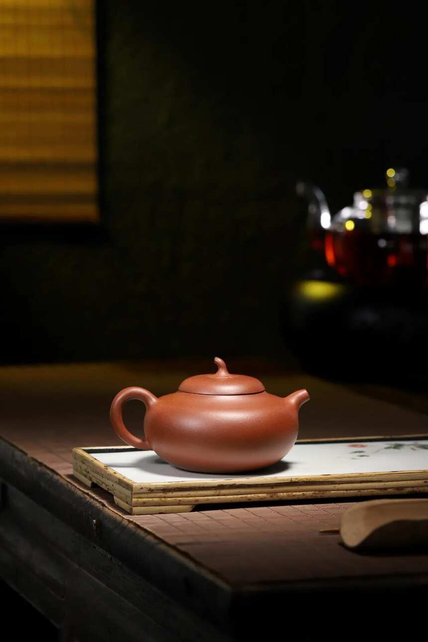 「茄花」范俊华 （国助理工艺美术师）宜兴原矿紫砂茶壶