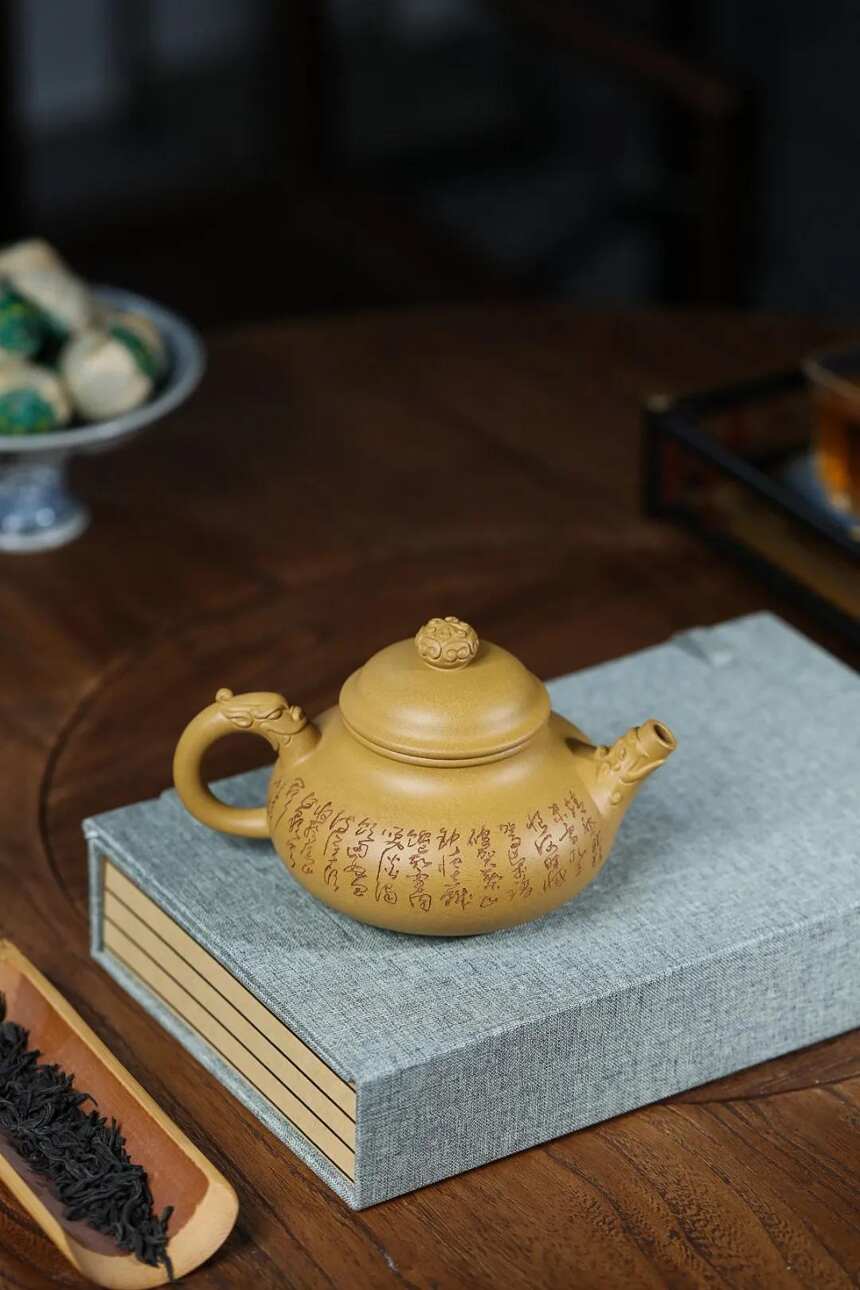 双国工潘国和新许涛联手制作的宜兴原矿紫砂茶壶