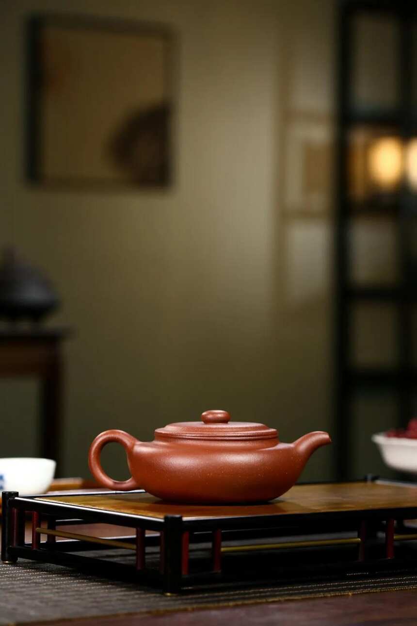 「扁腹」许响新（国助理工艺美术师）宜兴原矿紫砂茶壶