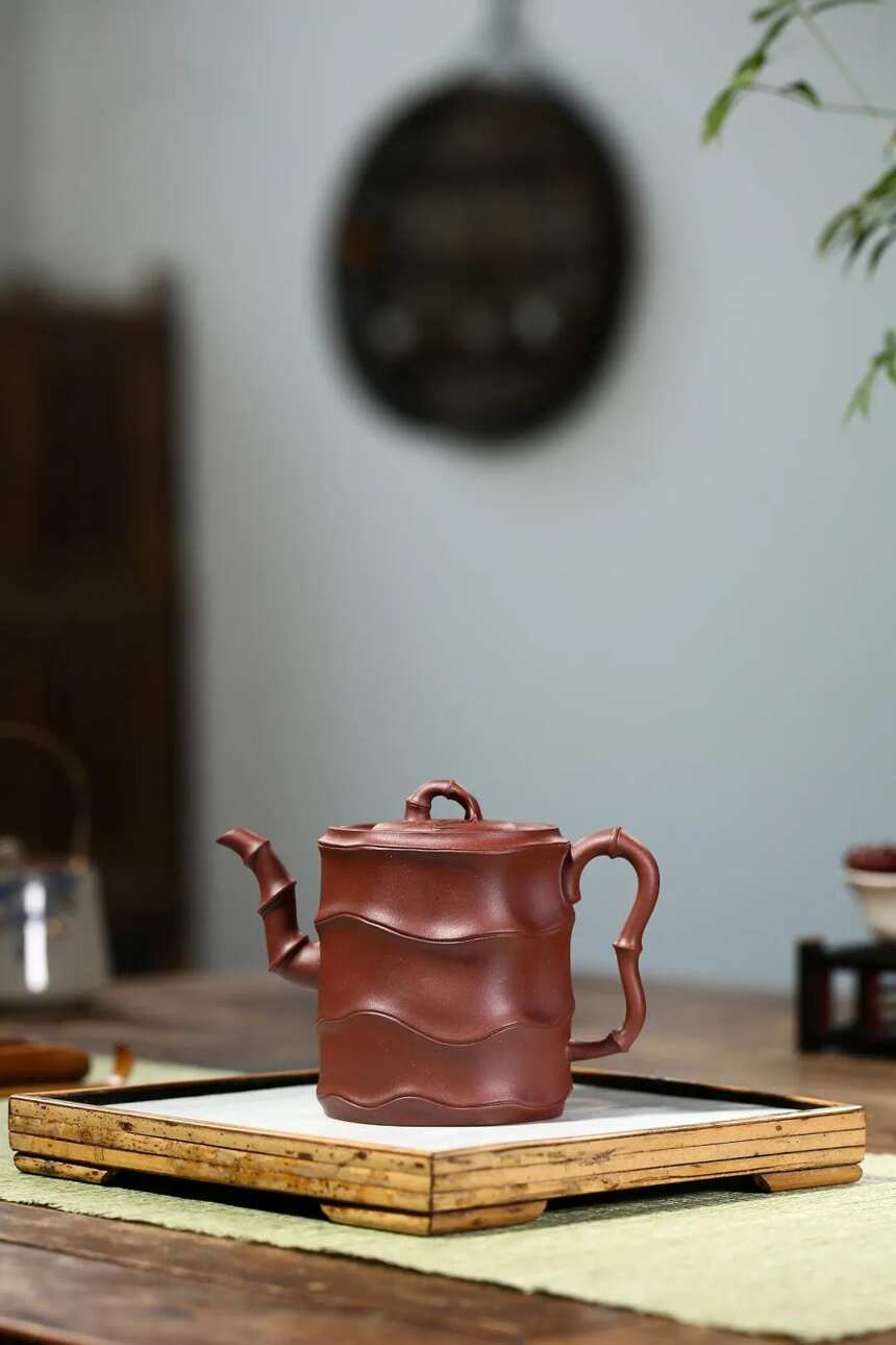「高曲竹」刘彩萍（国工艺美术师）宜兴原矿紫砂茶壶