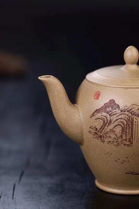 「美人肩」范立君 国高工艺美术师 宜兴原矿紫砂茶壶