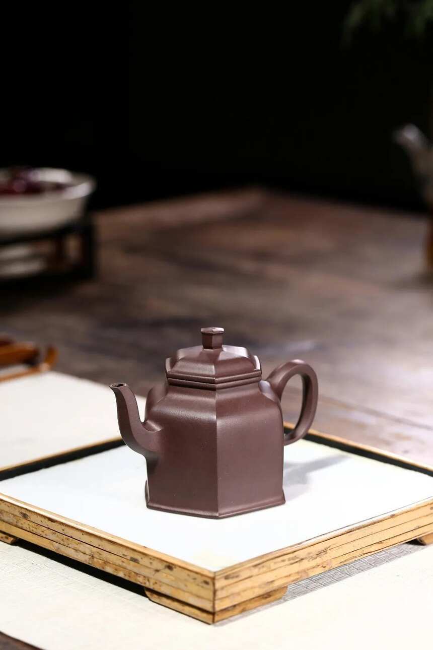 「六方金钟」赵信军（国工艺美术师）宜兴原矿紫砂茶壶