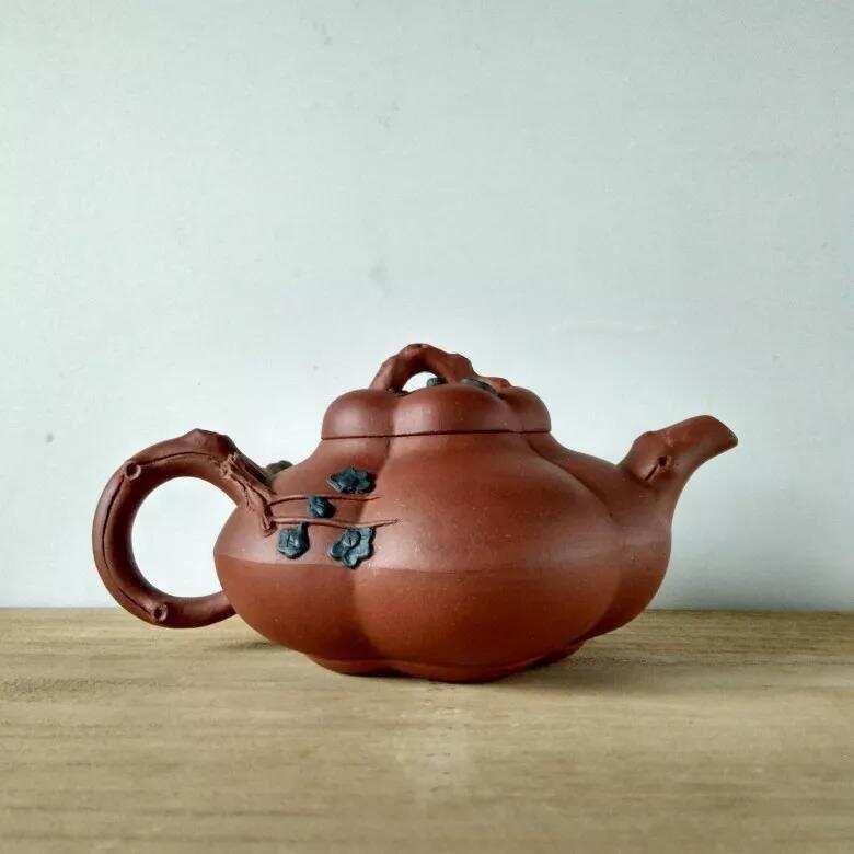 喜欢紫砂壶的茶友还是比较多的，壶的泥料成本真的可以忽略吗？