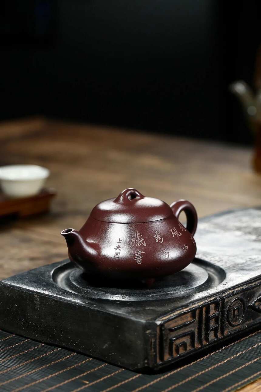 汉棠石瓢，原矿紫泥，容量240cc，作者邵美华，宜兴原矿紫砂茶壶