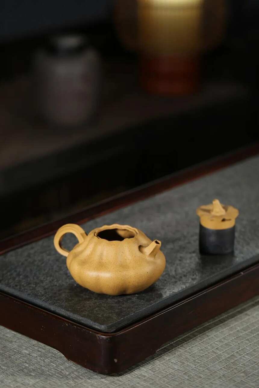 「小南瓜」李卢春（国工艺美术师）宜兴原矿紫砂茶壶