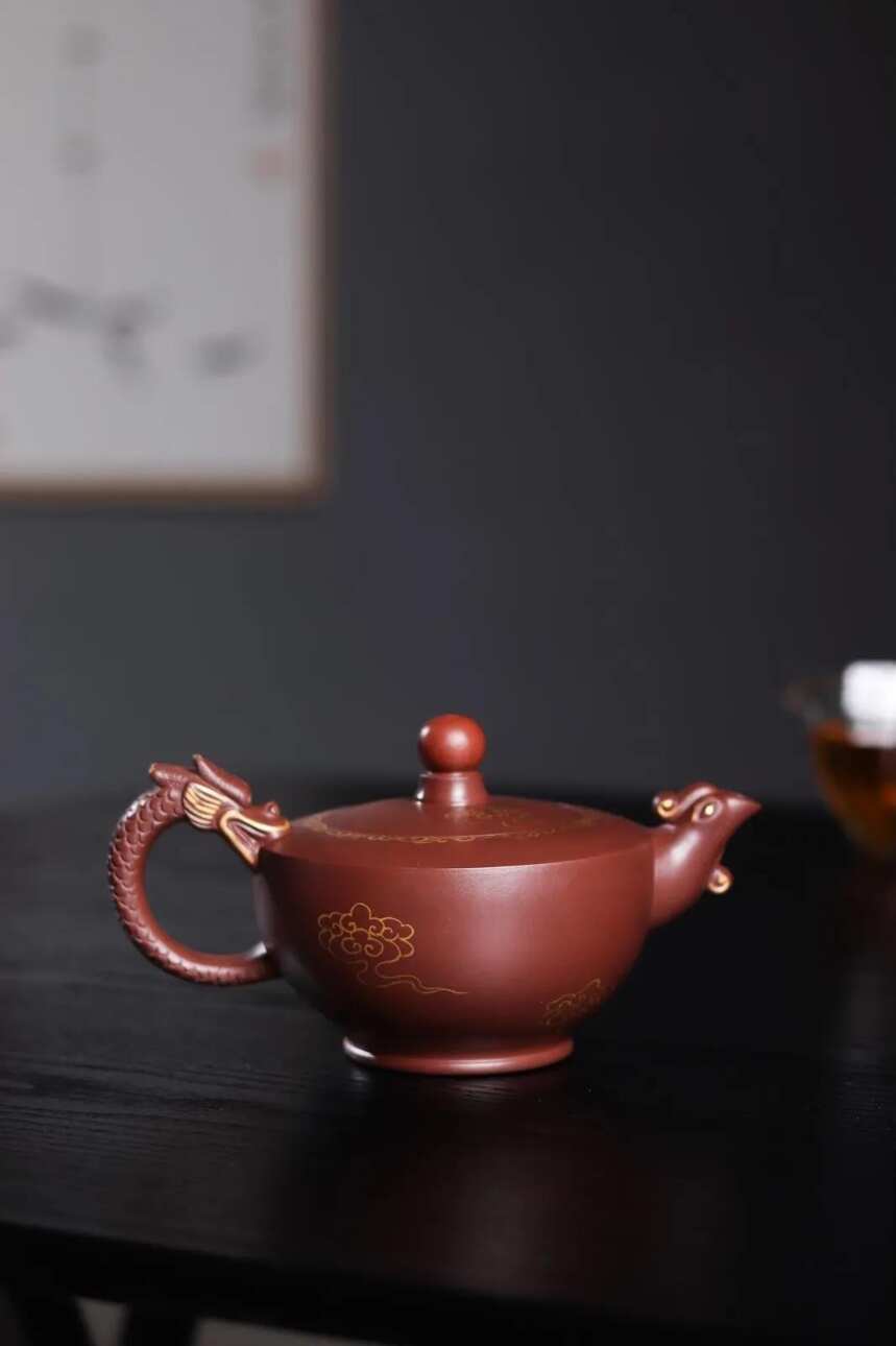 「龙凤呈祥」陆仕兴（国工艺美术师）宜兴原矿紫砂茶壶