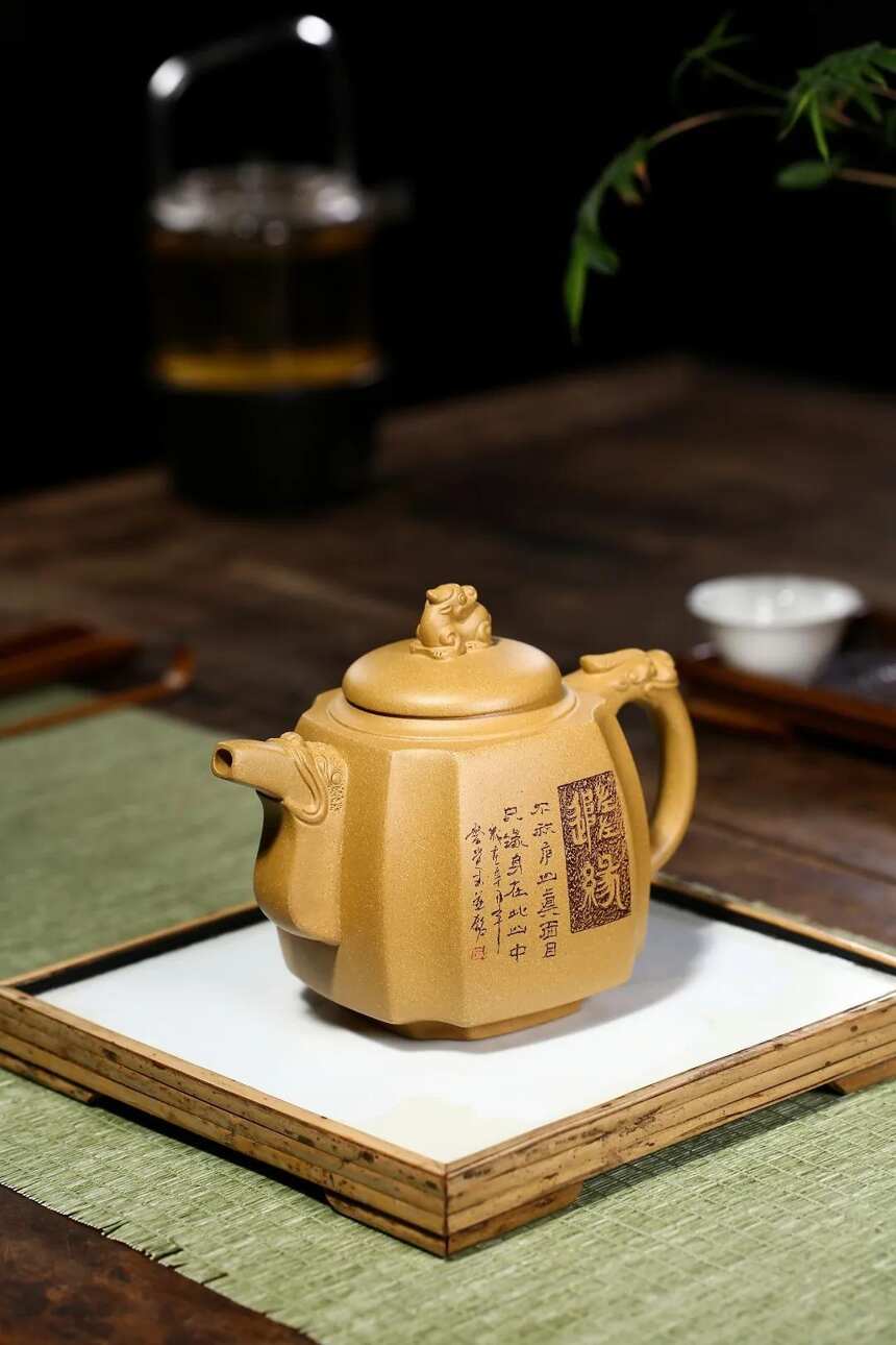 「高瞻远瞩」范俊华（国助理工艺美术师）宜兴原矿紫砂茶壶