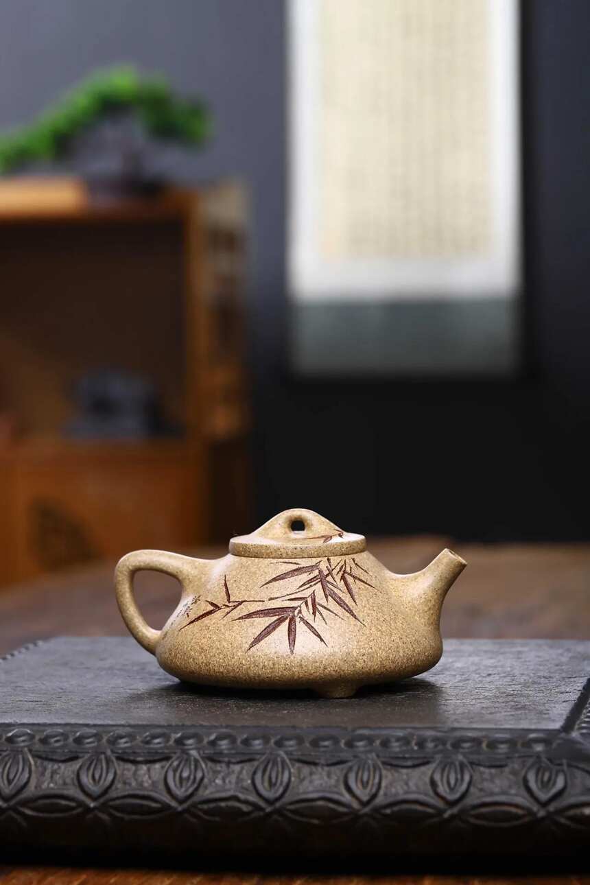 「子冶石瓢」俞震（国工艺美术师）宜兴原矿紫砂茶壶